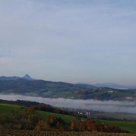 Hochhubergut Villa Aschach an der Steyr Buitenkant foto