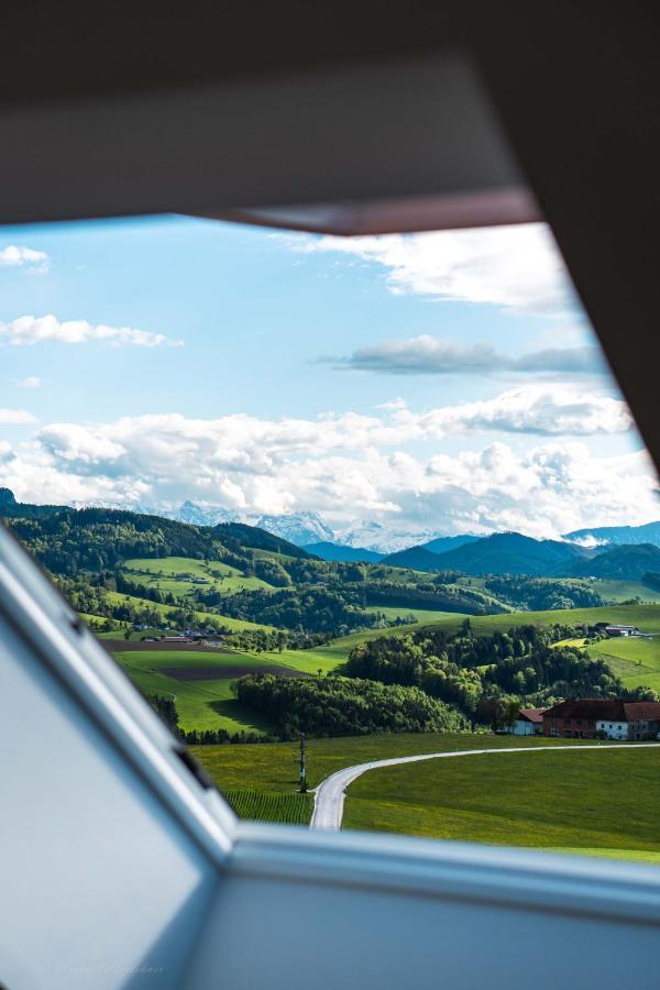 Hochhubergut Villa Aschach an der Steyr Buitenkant foto