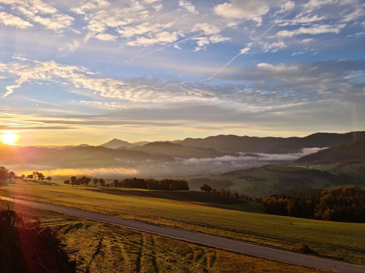 Hochhubergut Villa Aschach an der Steyr Buitenkant foto